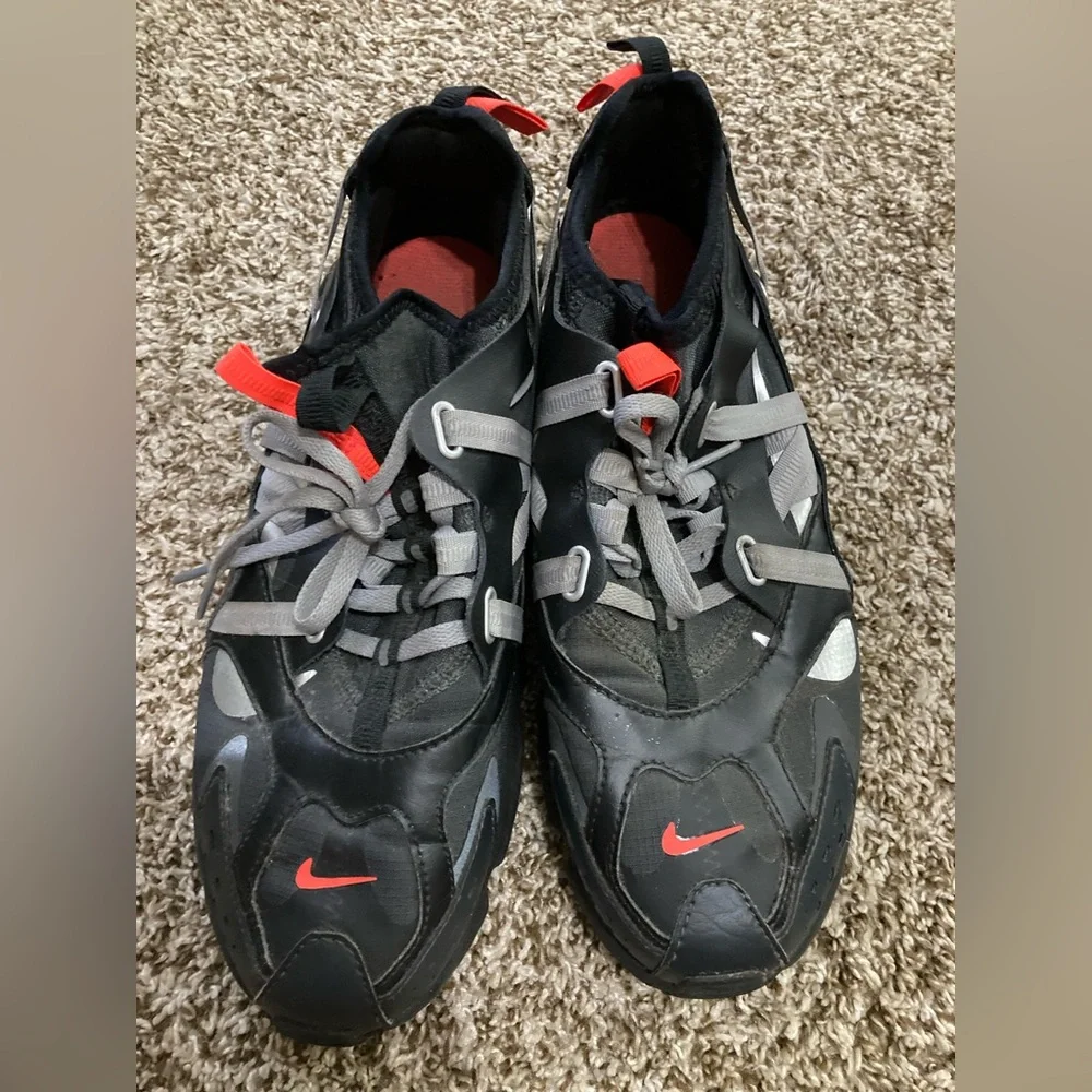 Nike Air Max Infinity Winter Anthracite Sneakers Men's Black & Red Shoes Size 8
